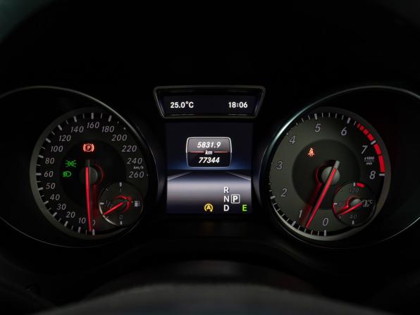 Mercedes-Benz CLA I (C117 X117) с пробегом 2015 года, цена 1 760 000 рублей, 77400 км, седан, Автокод Объявления