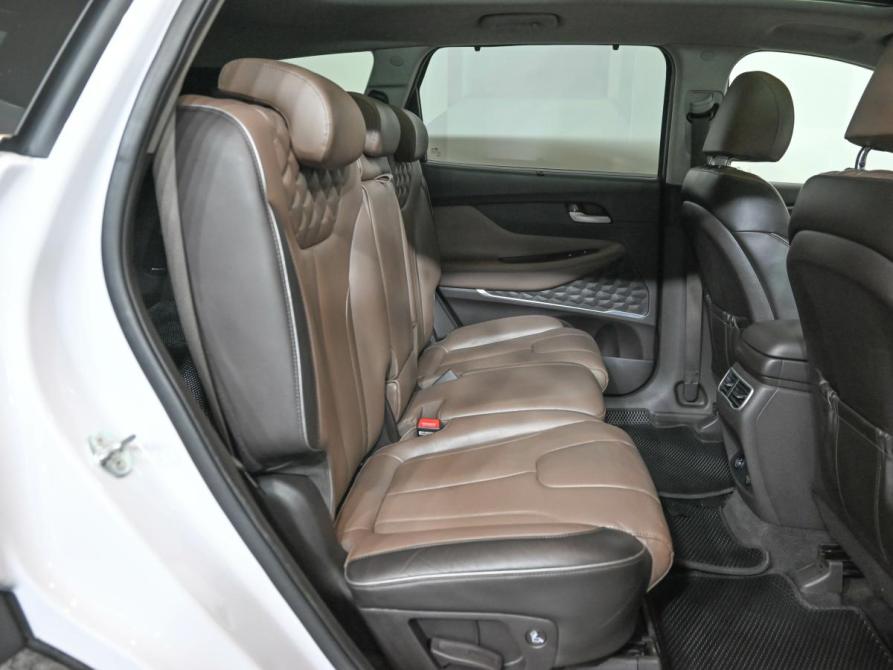 Hyundai Santa Fe IV Рестайлинг Екатеринбург  - изображение 12