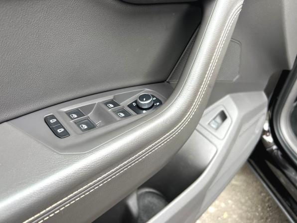 Volkswagen Touareg III с пробегом 2018 года, цена 3 969 000 рублей, 159383 км, внедорожник, Автокод Объявления