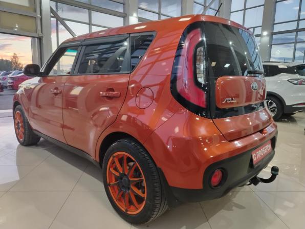 Kia Soul II Рестайлинг с пробегом 2017 года, цена 1 299 000 рублей, 174000 км, хэтчбек, Автокод Объявления