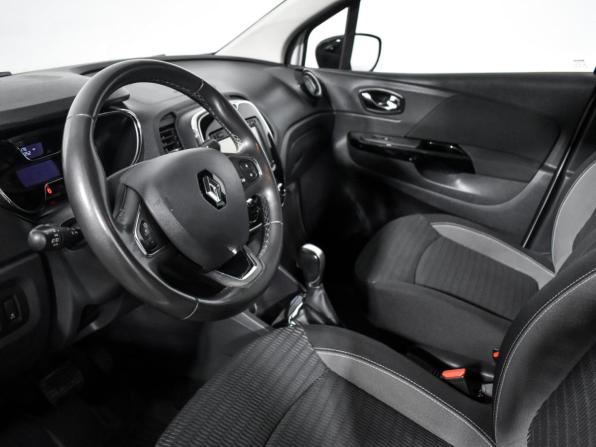 Renault Kaptur I с пробегом 2017 года, цена 1 485 000 рублей, 114479 км, внедорожник, Автокод Объявления