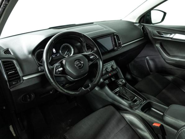 Skoda Karoq I с пробегом 2021 года, цена 2 179 585 рублей, 101814 км, внедорожник, Автокод Объявления