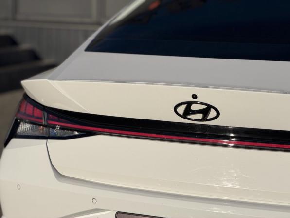 Hyundai Elantra VII (CN7) с пробегом 2023 года, цена 2 150 000 рублей, 47493 км, седан, Автокод Объявления