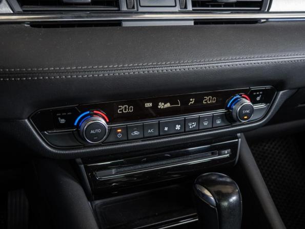 Mazda 6 III (GJ) Рестайлинг 2 с пробегом 2020 года, цена 2 200 000 рублей, 87663 км, седан, Автокод Объявления