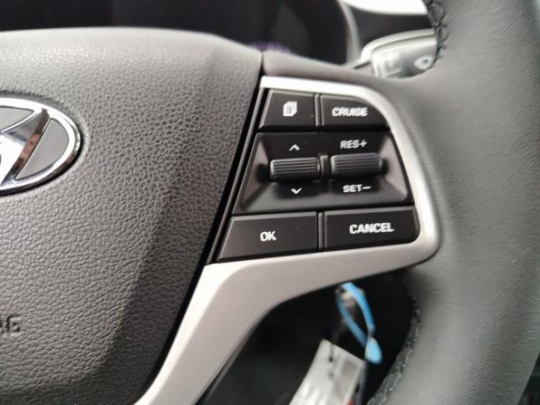 Hyundai Solaris II Рестайлинг с пробегом 2021 года, цена 1 399 000 рублей, 118925 км, седан, Автокод Объявления