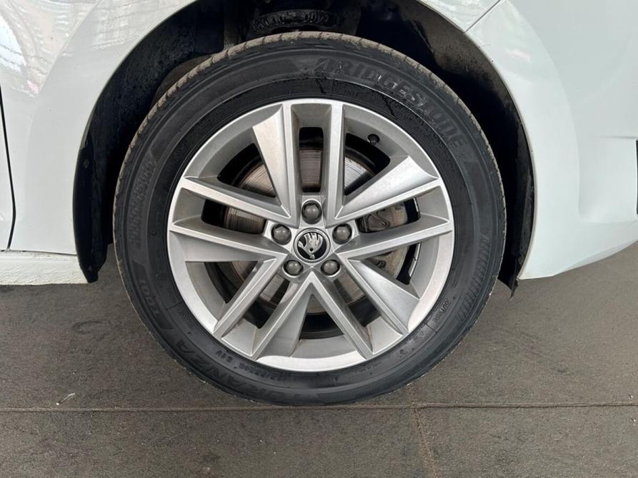 Skoda Rapid I Рестайлинг Москва  - изображение 18