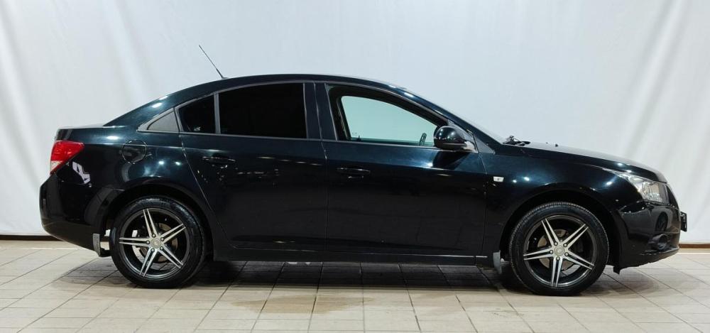 Chevrolet Cruze I Нижневартовск  - изображение 4