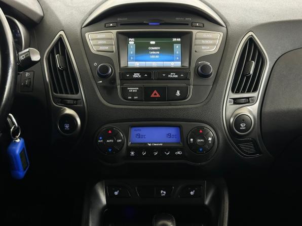 Hyundai ix35 I Рестайлинг с пробегом 2015 года, цена 1 165 000 рублей, 204340 км, внедорожник, Автокод Объявления
