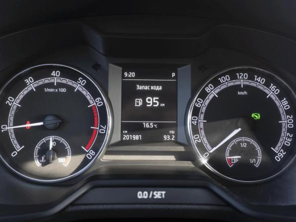 Skoda Octavia III (A7) Рестайлинг с пробегом 2018 года, цена 1 329 000 рублей, 201981 км, лифтбек, Автокод Объявления