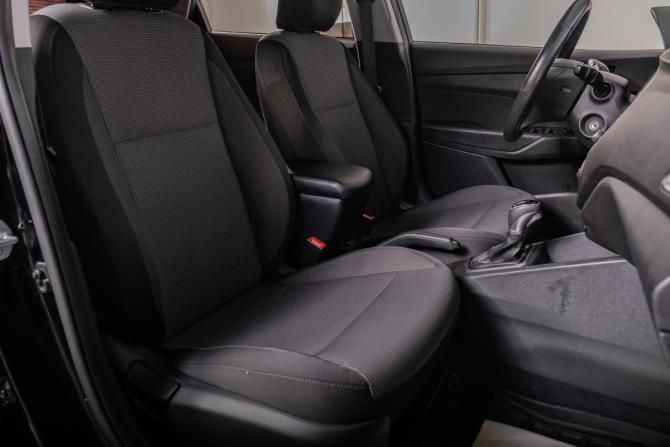 Hyundai Solaris II с пробегом 2017 года, цена 1 239 000 рублей, 105000 км, седан, Автокод Объявления