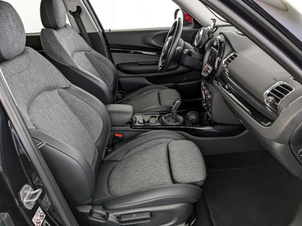 Mini Clubman II Рестайлинг с пробегом 2019 года, цена 2 250 000 рублей, 57690 км, универсал, Автокод Объявления