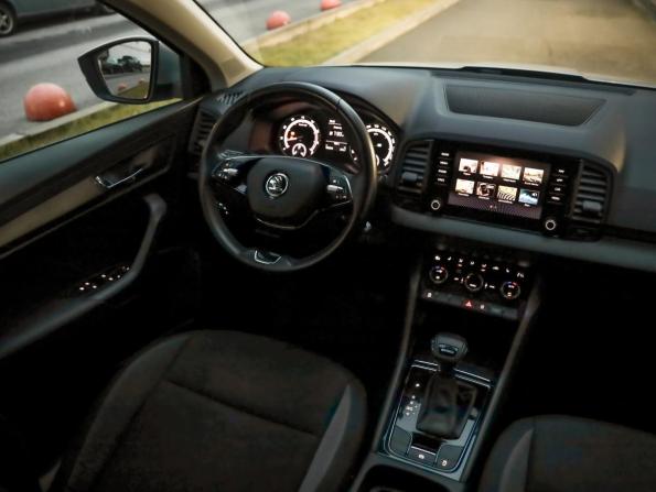 Skoda Karoq I с пробегом 2021 года, цена 1 835 000 рублей, 185930 км, внедорожник, Автокод Объявления