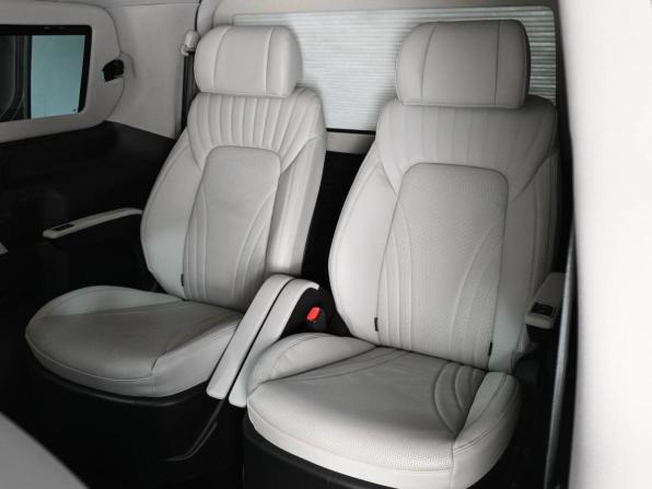 Hyundai Grand Starex I Рестайлинг 2 с пробегом 2019 года, цена 4 399 000 рублей, 100974 км, минивэн, Автокод Объявления
