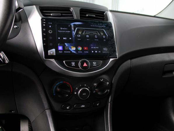 Hyundai Solaris I Рестайлинг с пробегом 2015 года, цена 1 100 000 рублей, 209300 км, седан, Автокод Объявления