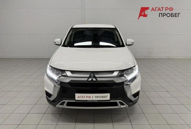 Mitsubishi Outlander III Рестайлинг 3 с пробегом 2020 года, цена 2 230 000 рублей, 79337 км, внедорожник, Автокод Объявления
