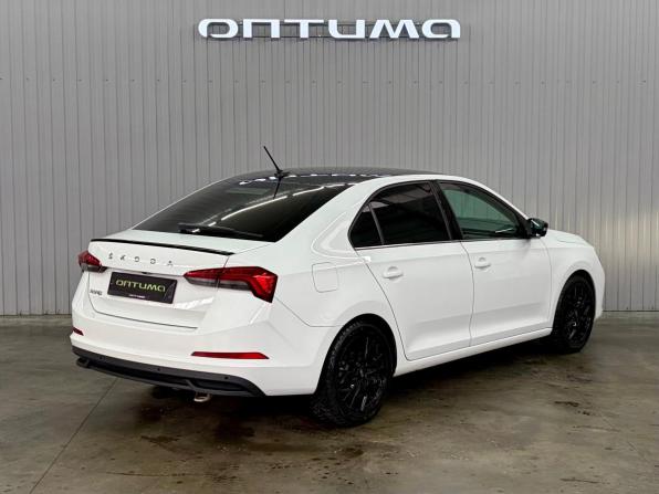 Skoda Rapid II с пробегом 2020 года, цена 1 797 000 рублей, 93553 км, лифтбек, Автокод Объявления