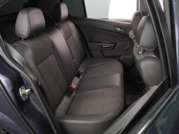 Opel Astra H Рестайлинг с пробегом 2011 года, цена 629 000 рублей, 214625 км, хэтчбек, Автокод Объявления