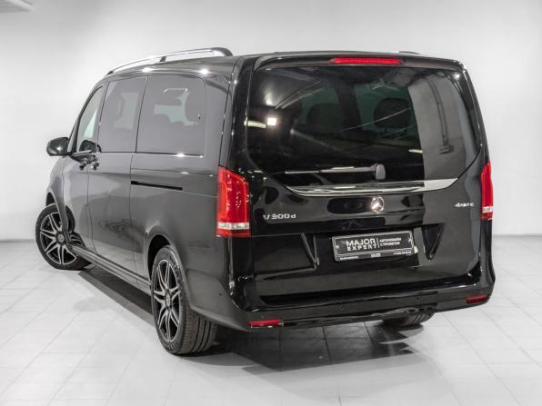 Mercedes-Benz V-Класс III (W447) Рестайлинг с пробегом 2023 года, цена 9 200 000 рублей, 72885 км, минивэн, Автокод Объявления