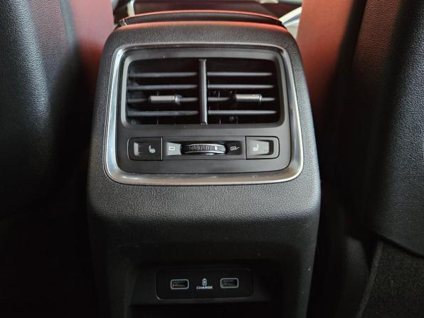 Geely Atlas Pro с пробегом 2022 года, цена 1 945 000 рублей, 91900 км, внедорожник, Автокод Объявления