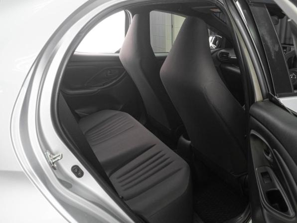 Toyota Yaris IV с пробегом 2021 года, цена 1 449 000 рублей, 133213 км, хэтчбек, Автокод Объявления