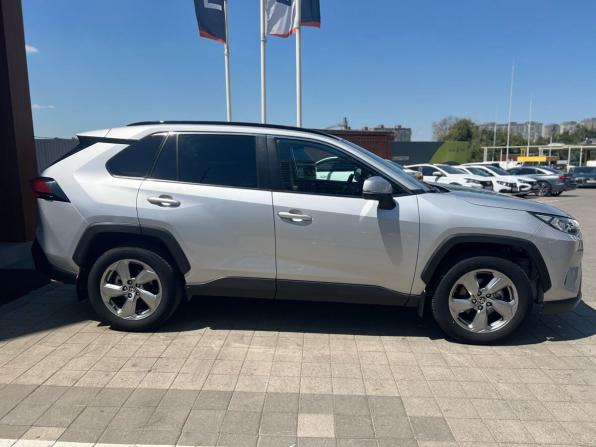 Toyota RAV4 V (XA50) с пробегом 2021 года, цена 2 900 000 рублей, 32000 км, внедорожник, Автокод Объявления