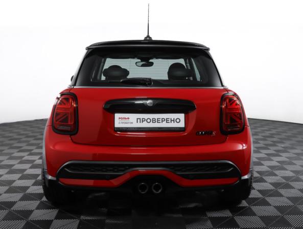 Mini Hatch III (F55/F56) Рестайлинг 2 с пробегом 2021 года, цена 3 038 310 рублей, 42029 км, хэтчбек, Автокод Объявления