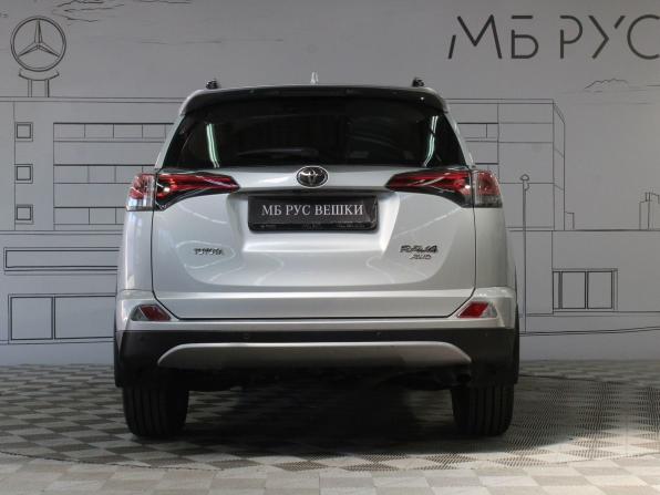 Toyota RAV4 IV (XA40) Рестайлинг с пробегом 2018 года, цена 3 180 000 рублей, 134000 км, внедорожник, Автокод Объявления