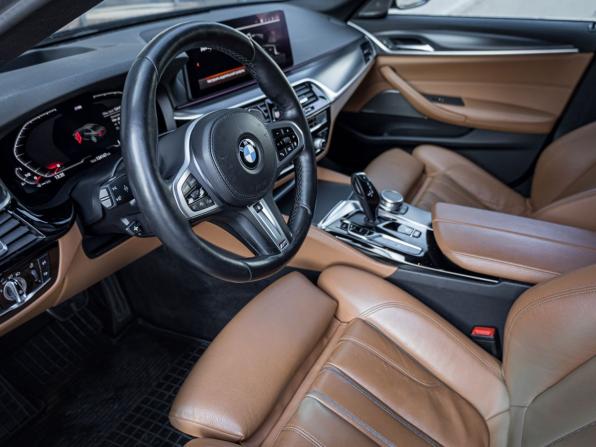 BMW 5 серии VII (G30/G31/G38) Рестайлинг с пробегом 2020 года, цена 4 290 000 рублей, 133500 км, седан, Автокод Объявления