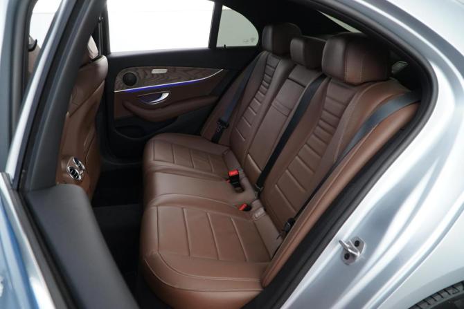 Mercedes-Benz E-Класс V (W213 S213 C238) Рестайлинг с пробегом 2022 года, цена 5 299 977 рублей, 35916 км, седан, Автокод Объявления