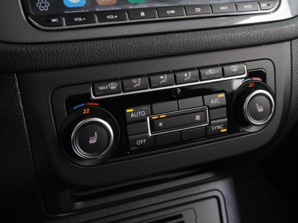 Volkswagen Tiguan I Рестайлинг с пробегом 2014 года, цена 1 249 000 рублей, 210205 км, внедорожник, Автокод Объявления