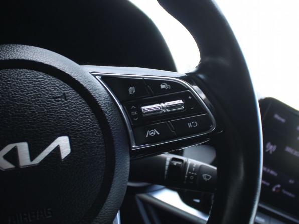 Kia Cerato IV Рестайлинг с пробегом 2021 года, цена 1 989 000 рублей, 103755 км, седан, Автокод Объявления