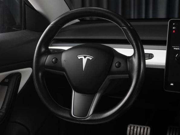 Tesla Model 3 I с пробегом 2019 года, цена 2 899 000 рублей, 84199 км, седан, Автокод Объявления