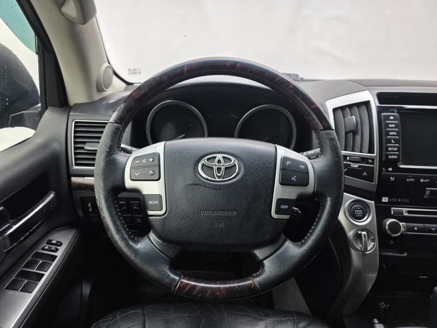 Toyota Land Cruiser 200 Series Рестайлинг 1 Москва  - изображение 13