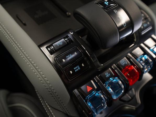 BYD FangChengBao Leopard 5 I с пробегом 2023 года, цена 5 250 000 рублей, 219 км, внедорожник, Автокод Объявления