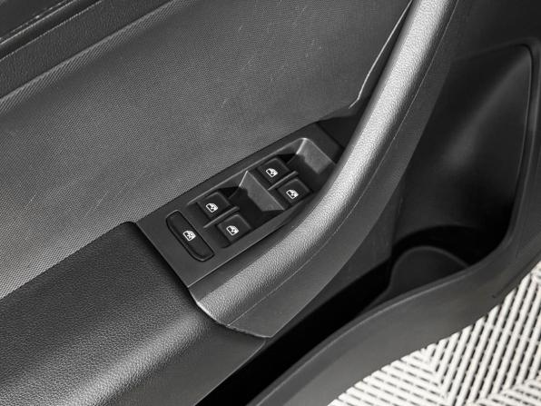 Skoda Rapid II с пробегом 2021 года, цена 1 590 000 рублей, 82251 км, лифтбек, Автокод Объявления