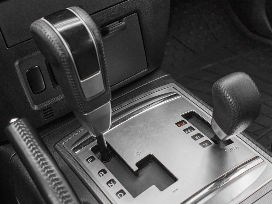 Mitsubishi Pajero IV Рестайлинг 1 Екатеринбург  - изображение 19