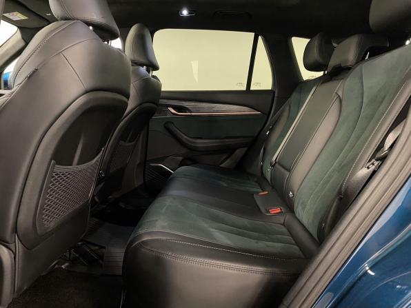 Geely Monjaro I с пробегом 2023 года, цена 2 995 000 рублей, 45450 км, внедорожник, Автокод Объявления