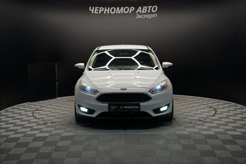 Ford Focus III Рестайлинг Крым  - изображение 8