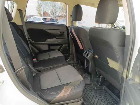 Mitsubishi Outlander III Рестайлинг 3 с пробегом 2021 года, цена 1 810 000 рублей, 99500 км, внедорожник, Автокод Объявления