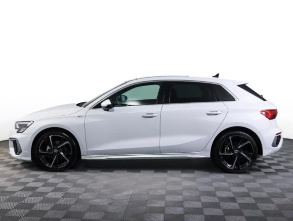 Audi A3 IV (8Y) с пробегом 2021 года, цена 3 073 000 рублей, 47780 км, хэтчбек, Автокод Объявления