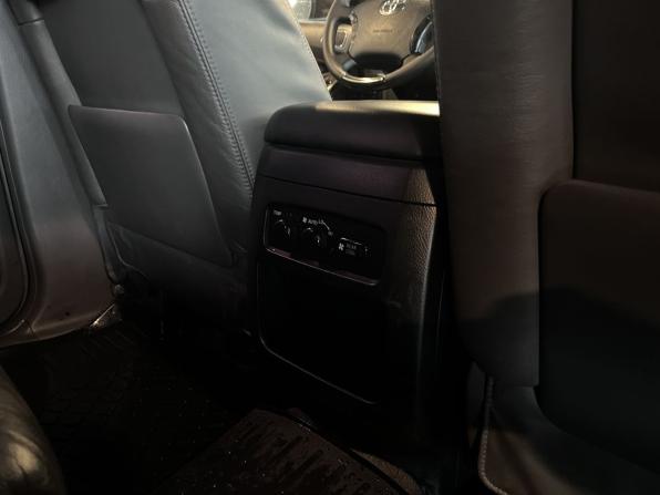 Toyota Land Cruiser Prado 120 Series Рестайлинг с пробегом 2008 года, цена 2 560 000 рублей, 171073 км, внедорожник, Автокод Объявления