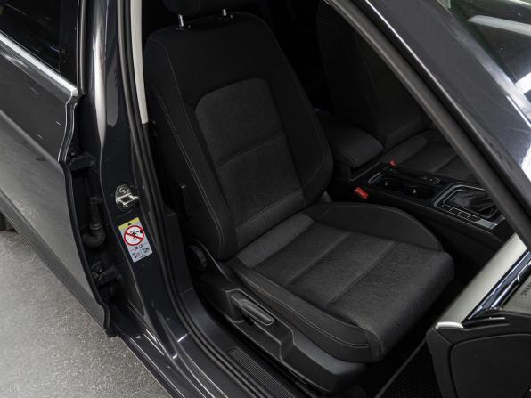 Volkswagen Passat B8 с пробегом 2018 года, цена 2 099 000 рублей, 244654 км, универсал, Автокод Объявления