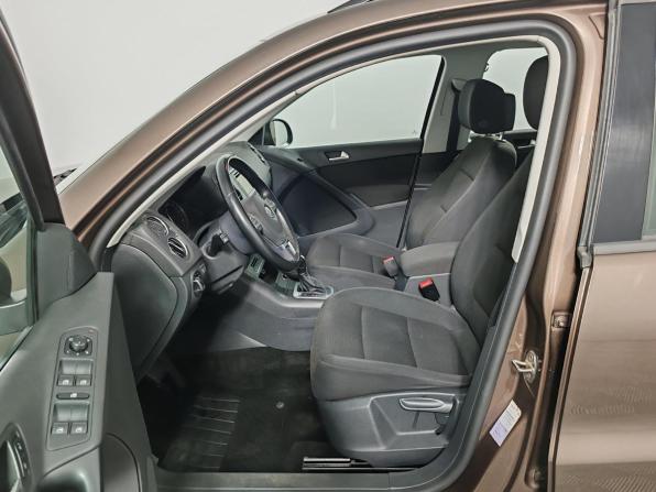 Volkswagen Tiguan I Рестайлинг с пробегом 2016 года, цена 1 555 000 рублей, 174251 км, внедорожник, Автокод Объявления