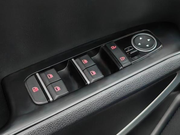 Kia Soul III с пробегом 2020 года, цена 1 379 000 рублей, 164993 км, хэтчбек, Автокод Объявления