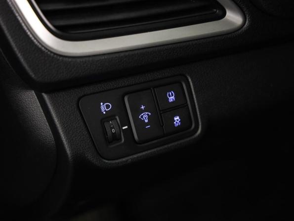 Hyundai Solaris II с пробегом 2018 года, цена 1 450 000 рублей, 162415 км, седан, Автокод Объявления