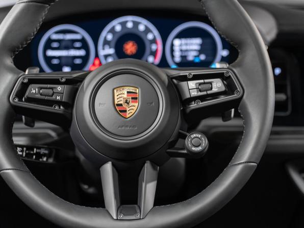 Новый Porsche Cayenne III Рестайлинг 2026 года, цена 17 990 000 рублей, внедорожник, Автокод Объявления