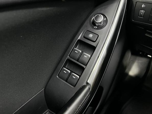 Mazda 6 III (GJ) Рестайлинг с пробегом 2015 года, цена 1 445 000 рублей, 144340 км, седан, Автокод Объявления