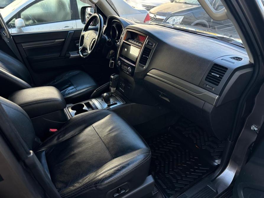 Mitsubishi Pajero IV Рестайлинг 2 Санкт-Петербург  - изображение 8