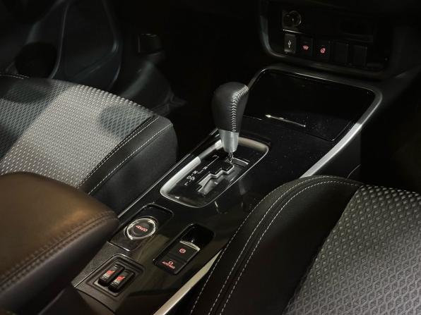 Mitsubishi Outlander III Рестайлинг 3 с пробегом 2020 года, цена 2 399 900 рублей, 100500 км, внедорожник, Автокод Объявления