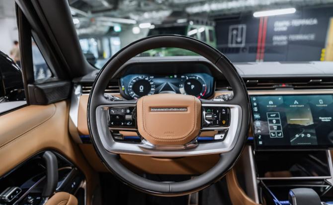 Новый Land Rover Range Rover V 2026 года, цена 24 300 000 рублей, внедорожник, Автокод Объявления